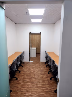 4 Person Private Office