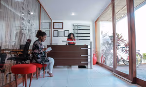 5 Person Private Office