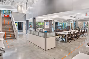 5 Person Coworking Desk