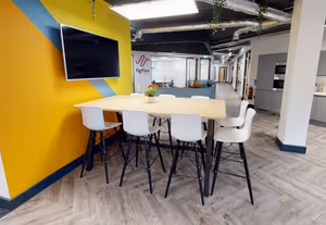 4 Person Private Office