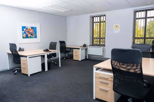 11 Person Private Office