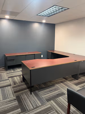 1 Person Private Office