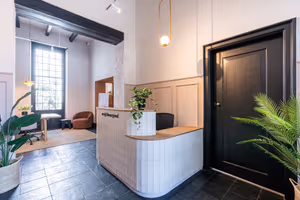8 Person Private Office