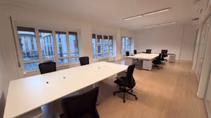 10 Person Private Office