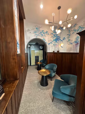 20 Person Private Office