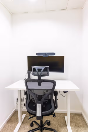 3 Person Private Office