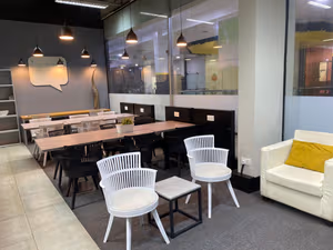 6 Person Coworking Desk