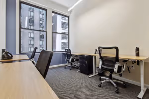 10 Person Private Office
