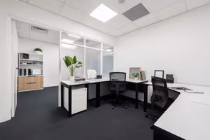 5 Person Private Office
