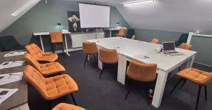 6 Person Coworking Desk