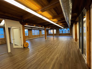 1 Person Private Office