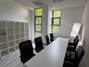 1 Person Event / Temp Space