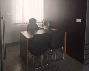 10 Person Coworking Desk