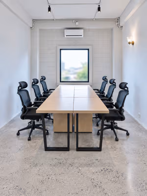 4 Person Private Office