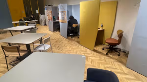 1 Person Coworking Desk