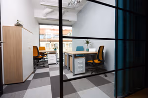 41 Person Private Office