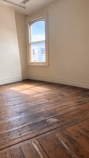 1 Person Private Office