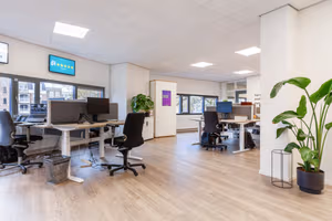 1 Person Private Office