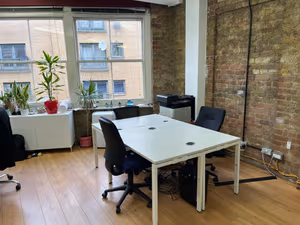 4 Person Private Office
