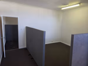 1 Person Private Office