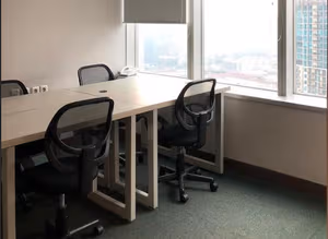 4 Person Private Office