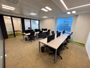 8 Person Private Office