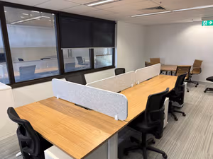 1 Person Coworking Desk