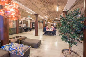 31 Person Private Office