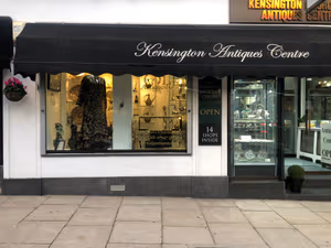 7 Person Private Office