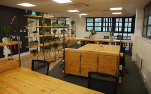 5 Person Coworking Desk