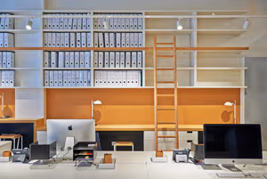 3 Person Shared Office