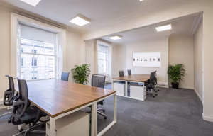 11 Person Private Office