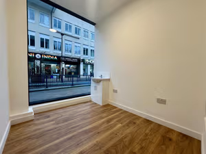 5 Person Private Office