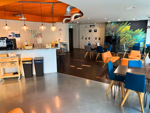 1 Person Coworking Desk