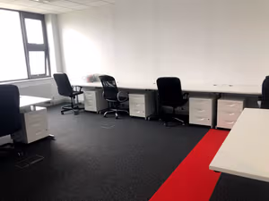 5 Person Coworking Desk