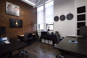 5 Person Coworking Desk