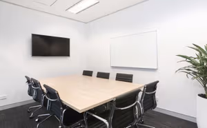 9 Person Private Office