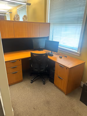 1 Person Coworking Desk