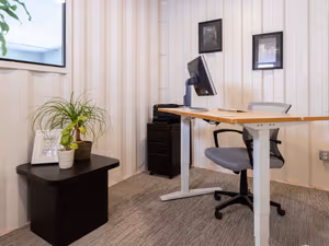 1 Person Coworking Desk