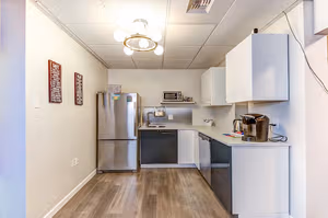 1 Person Coworking Desk