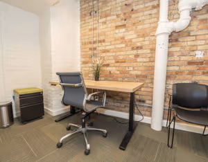 1 Person Coworking Desk