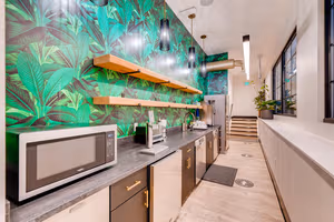 4 Person Coworking Desk