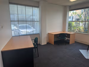 3 Person Private Office