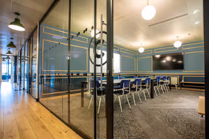 31 Person Private Office