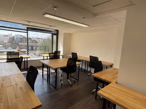 8 Person Private Office