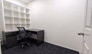 1 Person Private Office