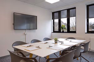 8 Person Private Office