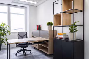 50 Person Managed Space