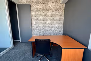 5 Person Coworking Desk