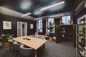 10 Person Private Office